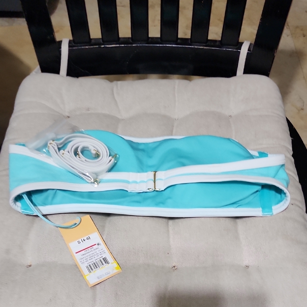 Turquoise Bandeau Top with White Trim - Picture 3 of 5